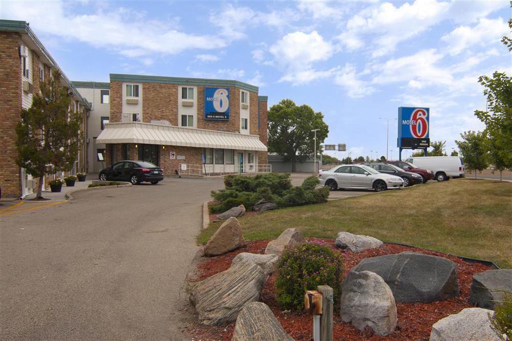 Motel 6 Minneapolis Airport - Mall Of America ภายนอก รูปภาพ